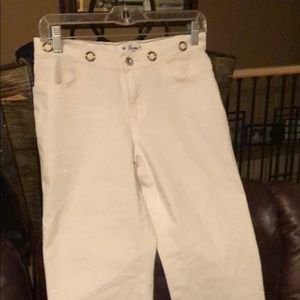 Brand New, Never Worn, Tags still on, Capri Jeans